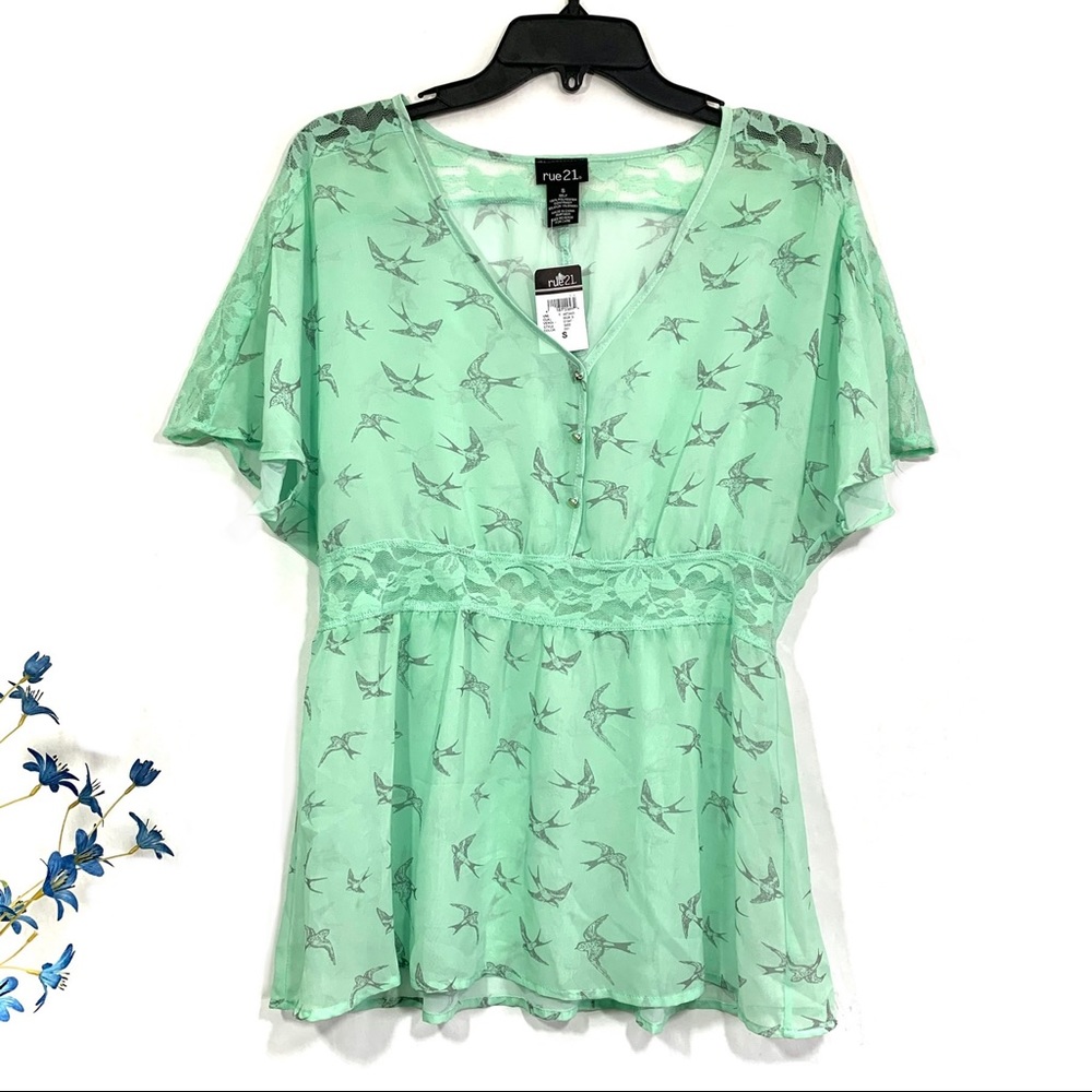Rue 21 Women's Green Birds Print V-Neck Short Sleeve Sheer Top - NWT